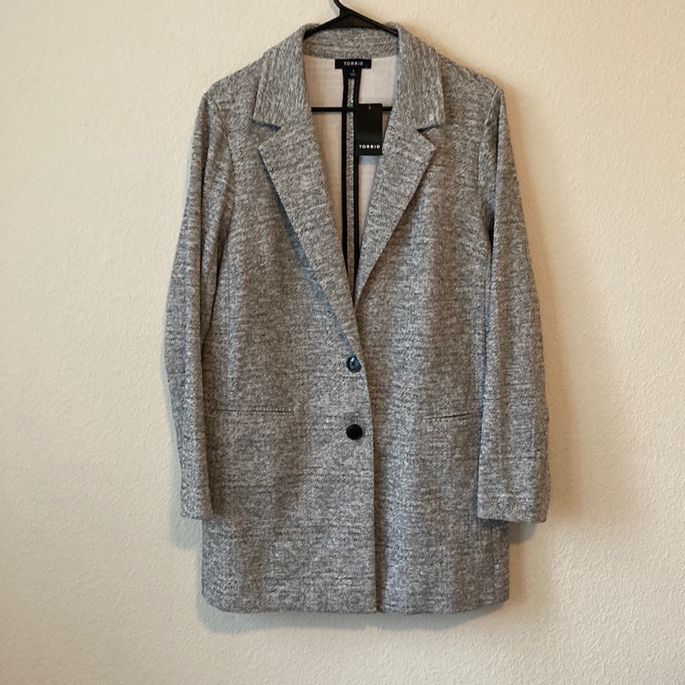 Women’s Textured Boyfriend Knit Trench Blazer from torrid. Size 1.